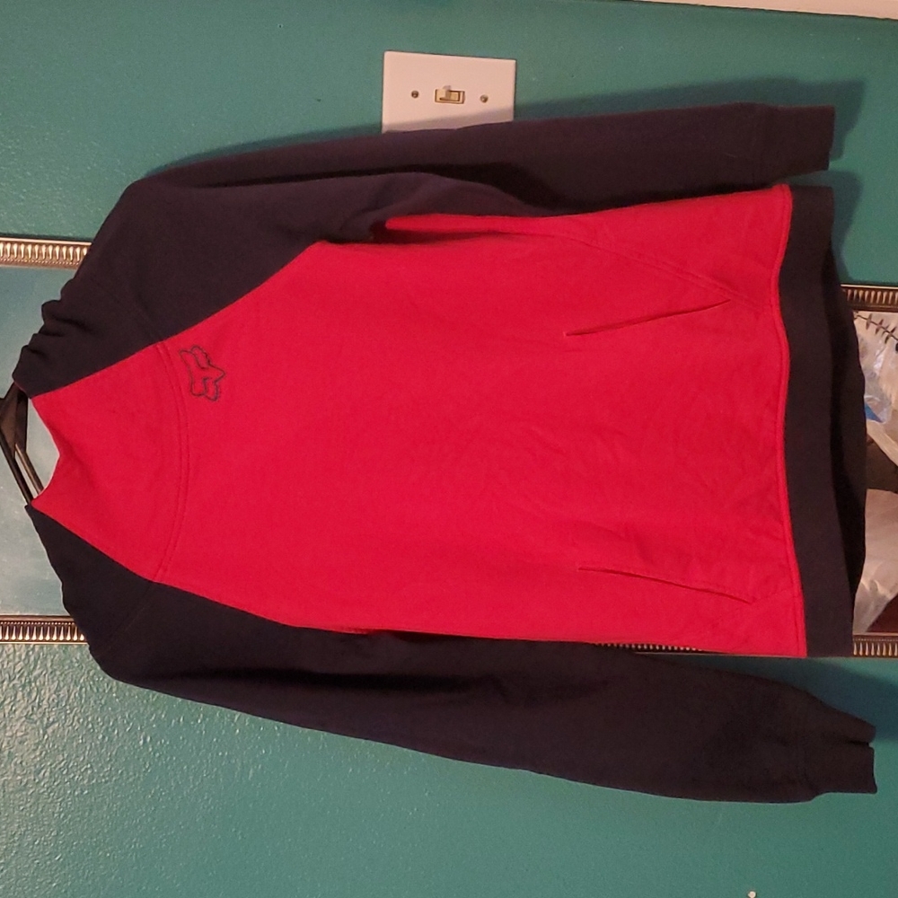 Fox hooded sweater